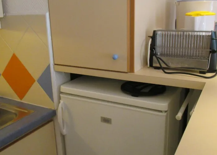 Promenade Des Bains *