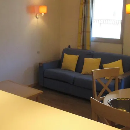 Апартаменты Promenade Des Bains Сен-Рафаэль