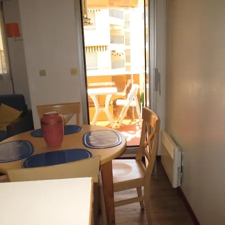 Promenade Des Bains *