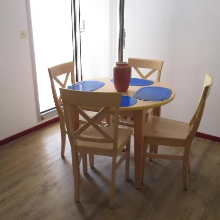 Апартаменты Promenade Des Bains *