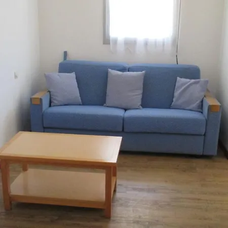 Promenade Des Bains Apartment