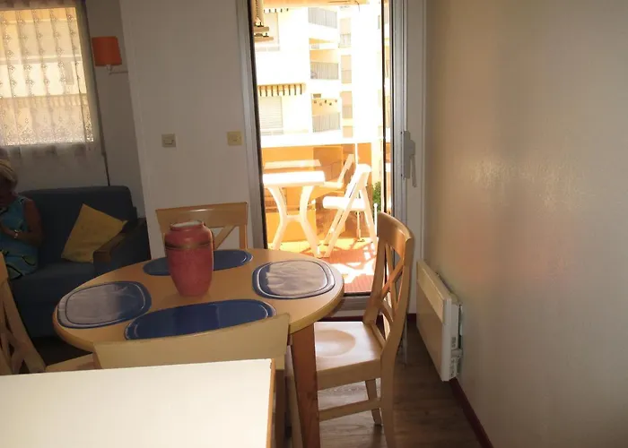 Promenade Des Bains *